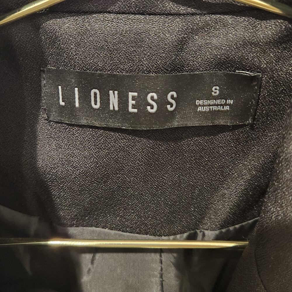 Lioness Palmero black blazer size small - Picture 5 of 8